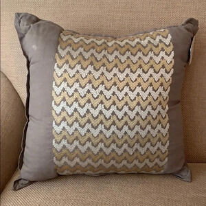 Linden Street Gray Geometric Accent Pillow 16x16 New